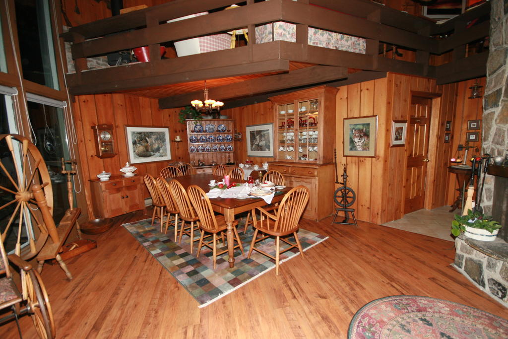 Stouffermill Bed & Breakfast Algonquin Highlands Exterior photo
